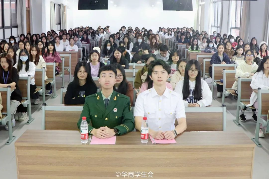 AFE2D8B5B600CCB5717232FD0E7_1B6E2A7F_DB18C