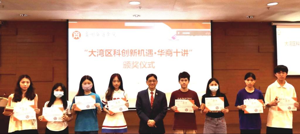 FA632D5983EF709673C5522061C_8DA98AC2_E464