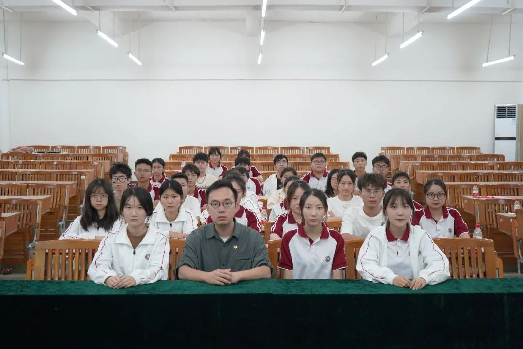 FF30B1387D5D58FA37552D14602_6A501E77_A98B3 FF30B1387D5D58FA37552D14602_6A501E77_A98B3