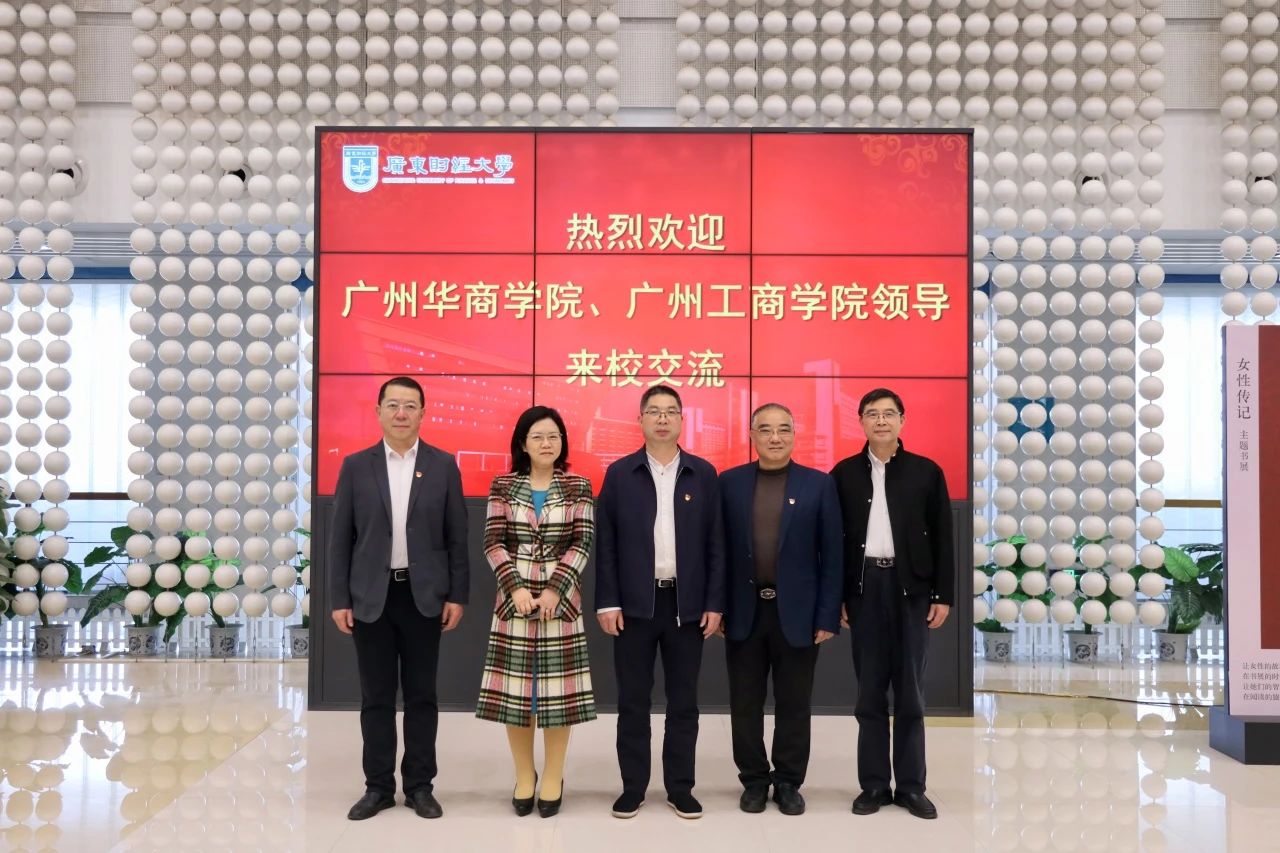 8096937C155E25EA5FBA3C40675_92864932_2BE49