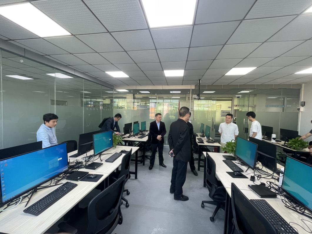 C80FF895DA0D3116BF101EC8367_6A66C7F6_DFC00 DFC00