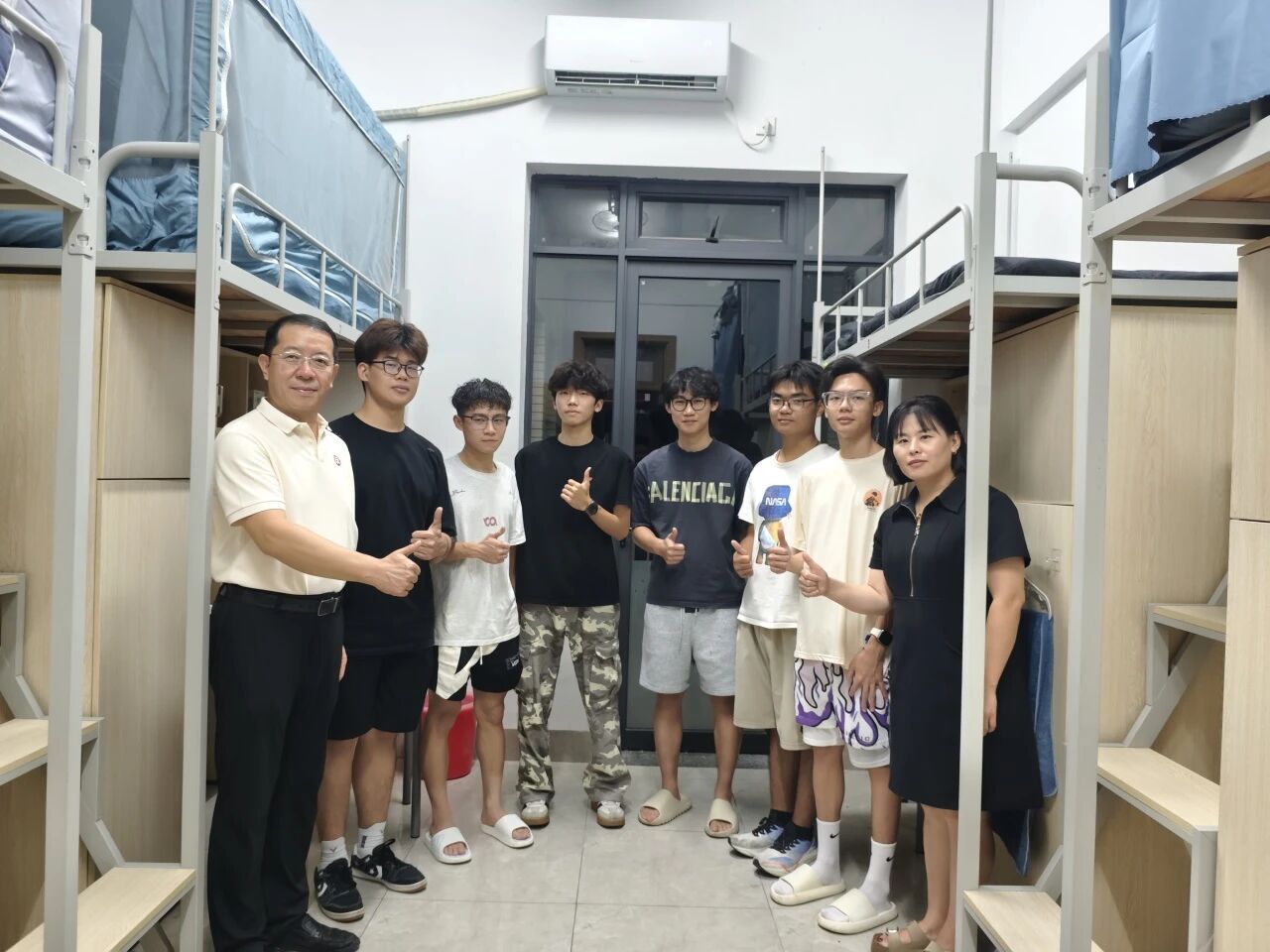 97C940A6A04AAEB4BC9617965C2_A6E6BF18_25A4D