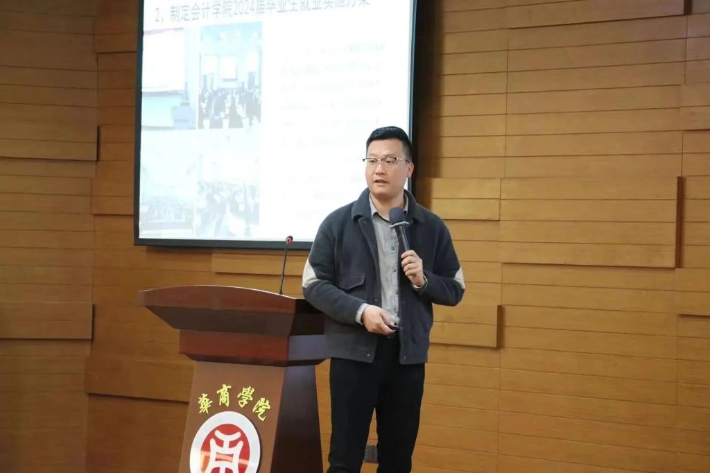 14700C976A07785A96A8CC69277_B97085E0_D572