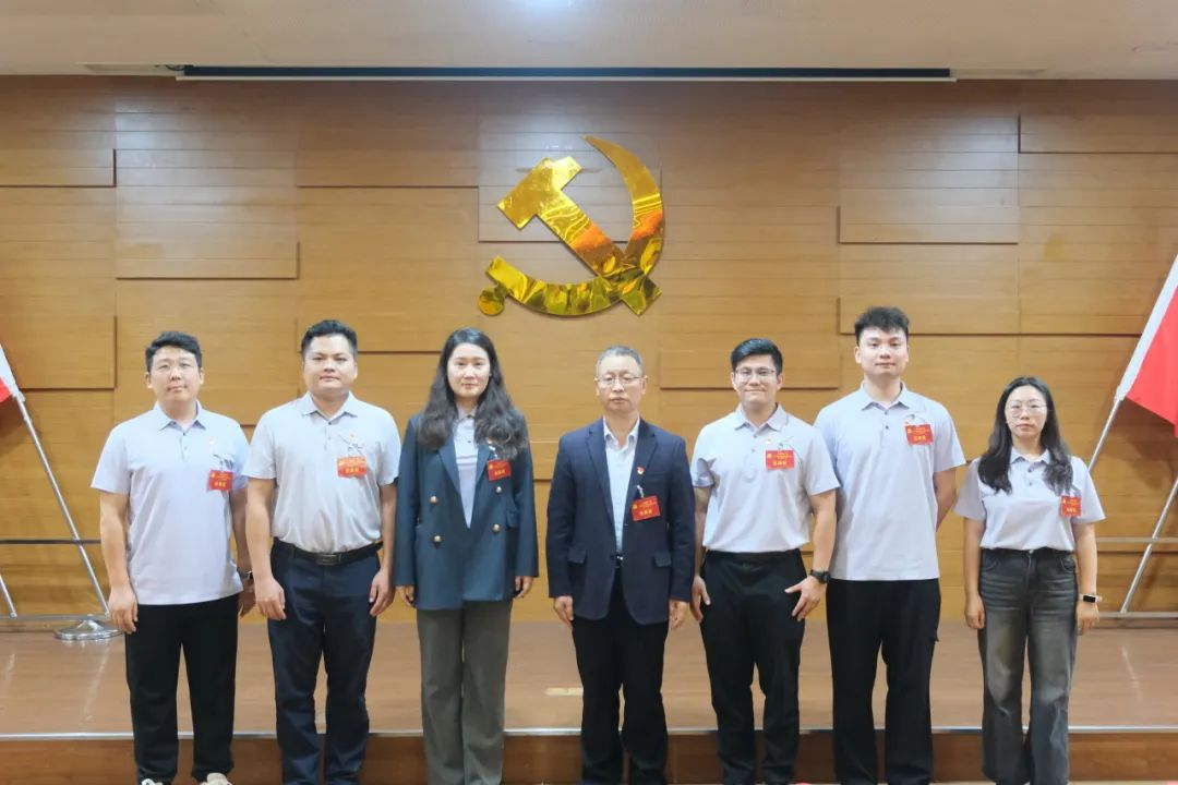 8E7CCDD726056CFA972B9170137_9AFEB6BD_B0585