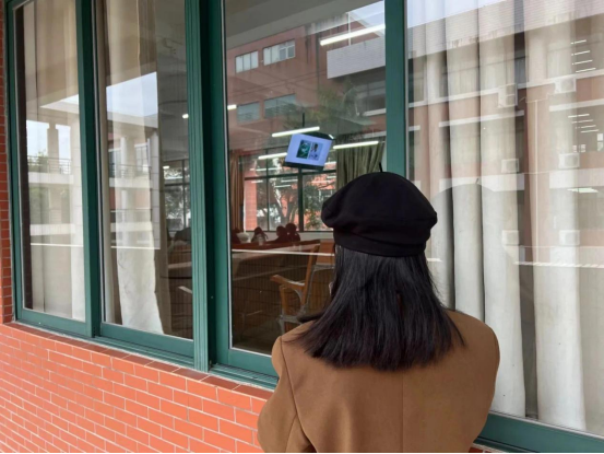 E82560609AE5B9EA3FDC0C96C3A_44E426F0_E099B