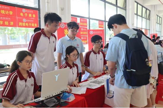 2A0BDB7DF6C7E236FDC765024C5_55AF8AE6_5DE37