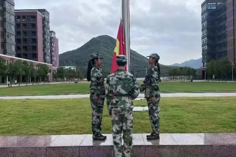 3FD0570E8D173757E70B0D26418_86CD3FAF_89D22