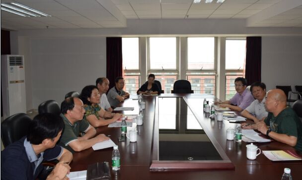 71F05B3F69F2FFCA4473DCF1E0DF81B4