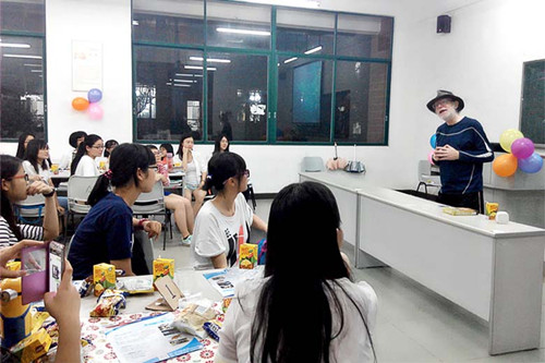 8217BD9AC49734B00BC4529C81B8D54A