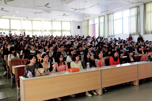 CF4384309FC5B2DA1EE79DB6236D5B99