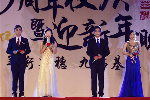 EEAFCD8F8A35E9663C8E4F8FD3B7A23B