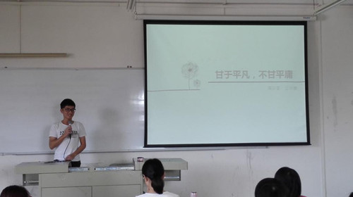 CDA20E6B424DE8458450EF118335EB3D