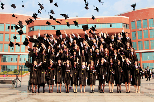 CBFC77F226495E461DB57043FFB5699D