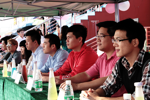 D6A93D3E7C569552A2D7E5AF9664E99A